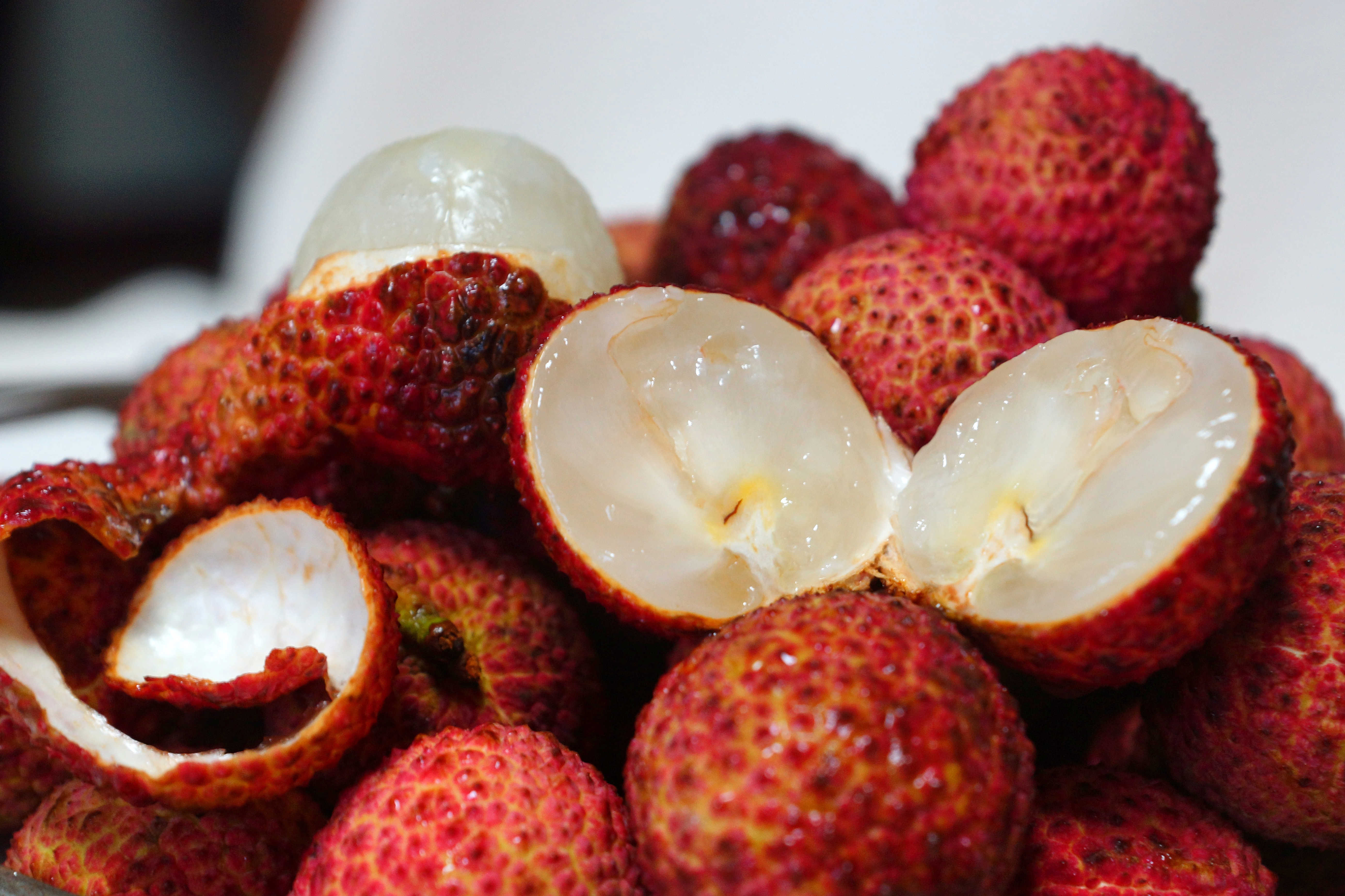 藝術(shù)珍品~海南陸僑無(wú)核荔枝限量訂購(gòu)了!